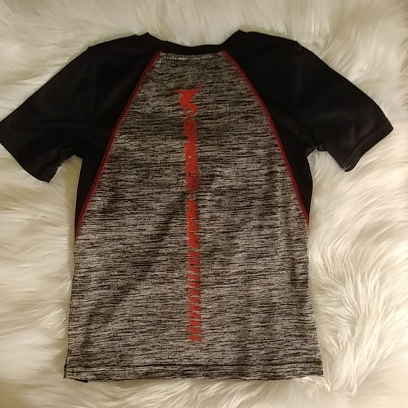 Marvel Spiderman T Shirt - Picture 3 of 5